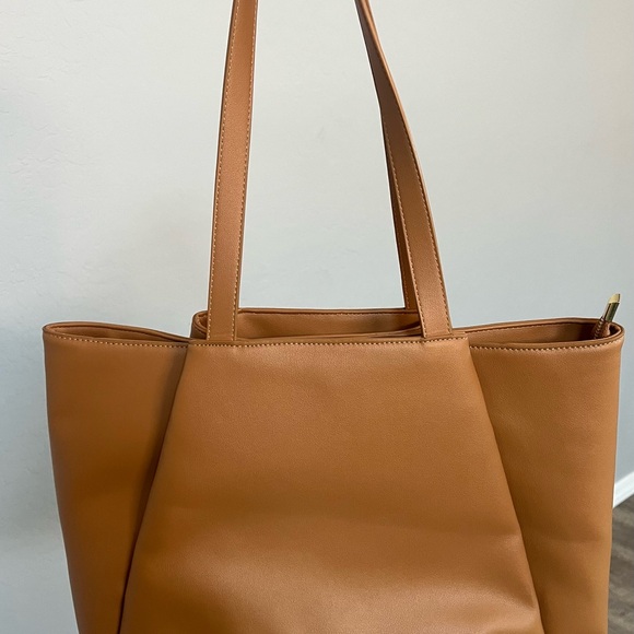 Elegant APRYL Tan Women's Tote Bag - Picture 2 of 7